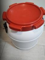 Diverse Curtec voertonnen / opslagtonnen, schoon en netjes, Ophalen, Hond