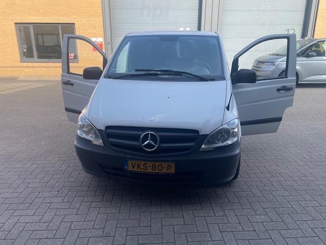 Mercedes-Benz Vito 2.1 CDI automaat, APK tm 09-01-2027, Auto's, Bestelauto's, Particulier, Te koop, Airbags, Airconditioning, Boordcomputer