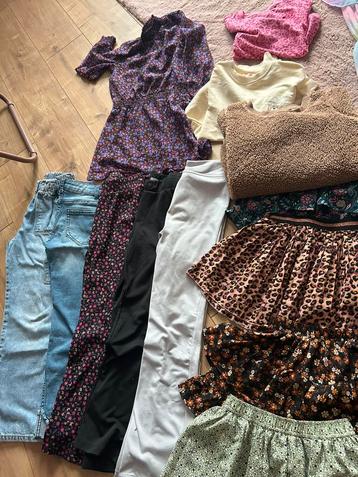 Kleding pakket meisjes beschikbaar voor biedingen