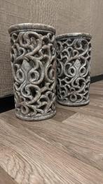 2 stenen vazen/potten, Huis en Inrichting, Woonaccessoires | Vazen, Ophalen, Steen, Overige kleuren, Zo goed als nieuw