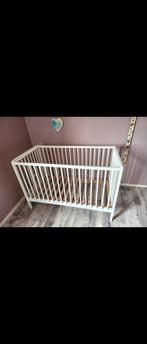 Wit houten ledikant, Ophalen of Verzenden, Zo goed als nieuw, Ledikant