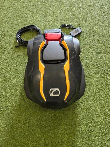 Robotmaaier Cub Cadet XR5 4000 beschikbaar voor biedingen
