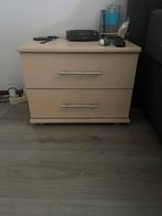 Twe nachtkastjes, Ophalen, Gebruikt, 45 tot 65 cm, Minder dan 55 cm