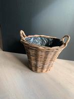 Grote rieten mand, Huis en Inrichting, Woonaccessoires | Schalen en Manden, Ophalen of Verzenden, Zo goed als nieuw, Rond, Riet