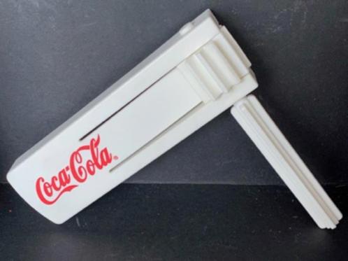 coca cola ratel kleur wit met rode letters.jp, Verzamelen, Merken en Reclamevoorwerpen, Verzenden