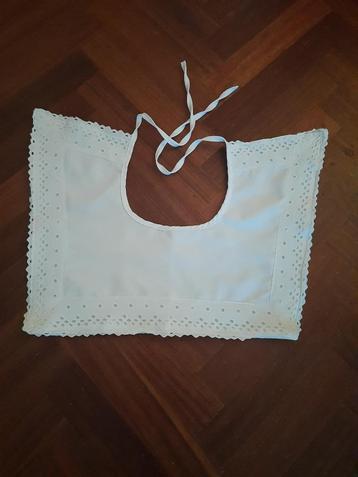 Luxe pietenkraag beschikbaar voor biedingen