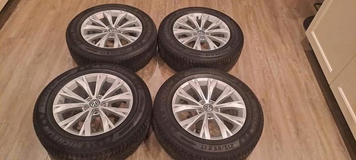 Volkswagen velgen met michelin winterbanden, Auto diversen, Wieldoppen, Ophalen