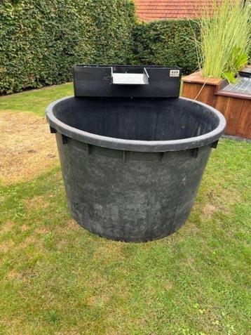 quarantaine vijver of hottub beschikbaar voor biedingen