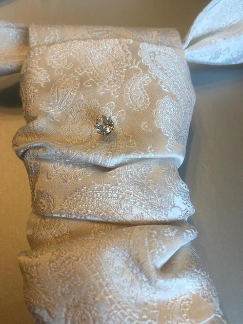 Zijden trouwdas - stropdas met 14 krt gouden dasspeld, Kleding | Heren, Trouwkleding en Trouwaccessoires, Nieuw, Accessoires, Wit, Ivoor of Crème