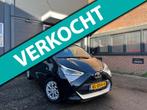 Toyota Aygo 1.0 VVT-i x-play|NAP|CAMERA|CRUISE|AIRCO|LED|APK, Voorwielaandrijving, Gebruikt, Euro 6, 4 stoelen