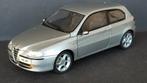 Alfa Romeo 147 Grigio Stromboli 1:18 Ricko Pol, Hobby en Vrije tijd, Verzenden, Zo goed als nieuw