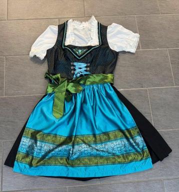 Dirndl Country Line 48/50 incl blouse beschikbaar voor biedingen