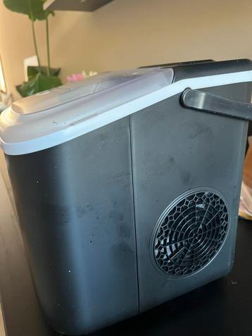 Ijsblokjesmachine Zo Goed Als Nieuw beschikbaar voor biedingen
