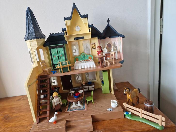 playmobile spirit Lucky huis 9475  en slaapkamer 9476, Kinderen en Baby's, Speelgoed | Playmobil, Gebruikt, Ophalen of Verzenden