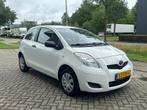 Toyota Yaris 1.0 VVTi Acces* Apk 17-07-2026* Airco* N.A.P.!, Voorwielaandrijving, Euro 5, Gebruikt, 750 kg