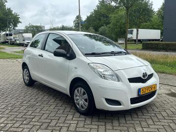 Toyota Yaris 1.0 VVTi Acces* Apk 17-07-2026* Airco* N.A.P.! beschikbaar voor biedingen