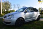 Volkswagen Polo 1.4-16V Optive*5deurs*airco*navigatie*apk, Voorwielaandrijving, Elektrische ramen, Gebruikt, 4 cilinders
