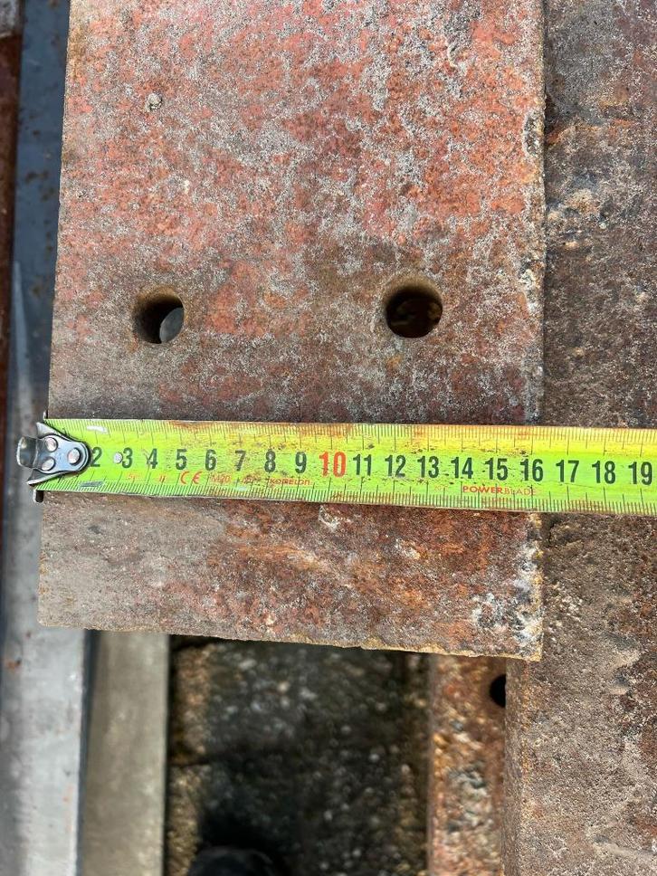 Gebruikte HEM160 (7,1m) en IPE450(9,4m) stalen balken., Doe-het-zelf en Verbouw, Metalen, Gebruikt, IJzer, Ophalen