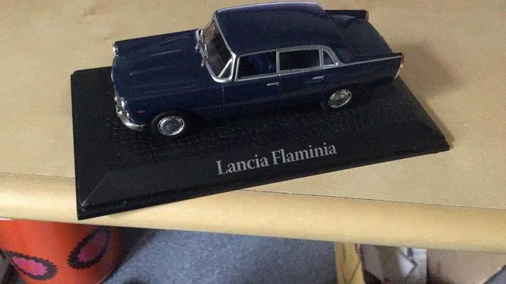 LANCIA FLAMINIA+ PLATEAU PRACHTIGE ITALIAAN, Hobby en Vrije tijd, Modelauto's | 1:43, Zo goed als nieuw, Auto, Overige merken
