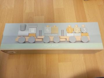 Little Dutch Houten Trein beschikbaar voor biedingen