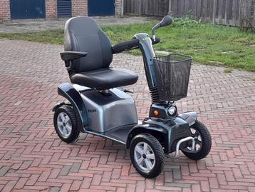 In nieuwstaat Mezzo4 van Life & Mobility met maar 200 km !!! beschikbaar voor biedingen