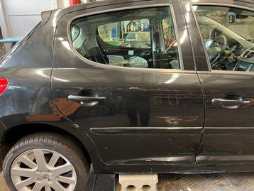 Portier 4Deurs rechts-achter van een Peugeot 207 (EXL) beschikbaar voor biedingen