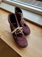 Aubergine kleurig dameslaarsje, (kleine) mt 39, Ophalen of Verzenden, Zo goed als nieuw, Overige kleuren