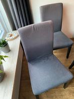2 IKEA Hendriksdal Stoelen zwarte poten gebruikt verkleurd, Huis en Inrichting, Stoelen, Ophalen, Gebruikt, Twee, Grijs