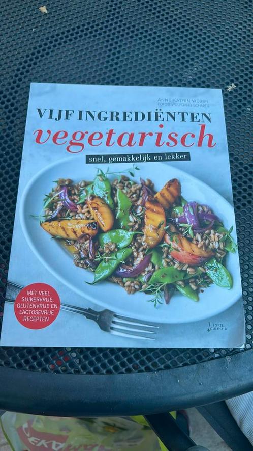 Anne-Katrin Weber - Vijf ingrediënten vegetarisch, Boeken, Kookboeken, Zo goed als nieuw, Ophalen