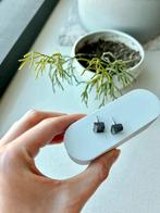 New unique designer porcelain platinum earrings, Zwart, Nieuw, Ophalen of Verzenden, Knopjes of Stekers