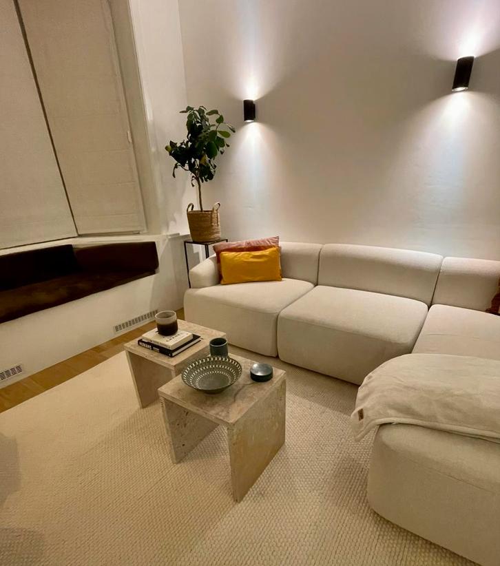 Travertin Bijzettafel / Nachtkastje - 40x40x43 cm, Huis en Inrichting, Tafels | Bijzettafels, Zo goed als nieuw, Vierkant, Minder dan 45 cm