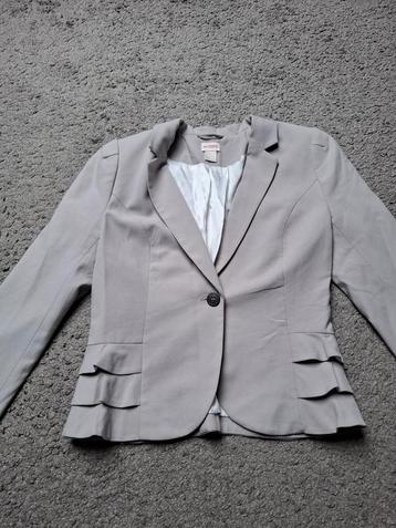 	
Zgan jasje/blazer maat 40 h&m beschikbaar voor biedingen