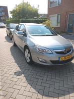 Opel Astra 1.4 Ecotec 64KW 5-D 2011 Grijs, Auto's, Opel, Voorwielaandrijving, 65 €/maand, 4 cilinders, Handgeschakeld
