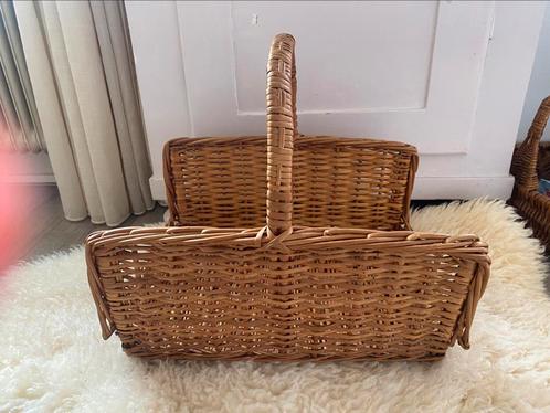 Vintage hout mand, Huis en Inrichting, Woonaccessoires | Schalen en Manden, Zo goed als nieuw, Rechthoekig, Hout, Ophalen of Verzenden