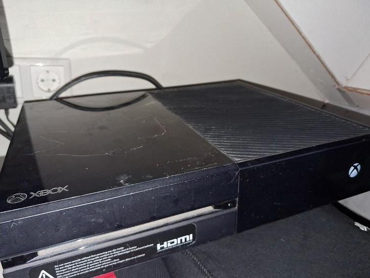 Xbox One met Controller - Goedkoop!, Spelcomputers en Games, Spelcomputers | Xbox Original, Gebruikt, Met 1 controller, Ophalen of Verzenden