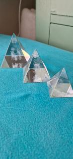 Glazen (kristal?) Piramides, Verzamelen, Porselein, Kristal en Bestek, Kristal, Ophalen of Verzenden, Beeldje(s), Zo goed als nieuw