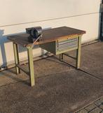 Werkbank met bankschroef en laden, Ophalen, Gebruikt, 120 tot 170 cm, Bankschroef