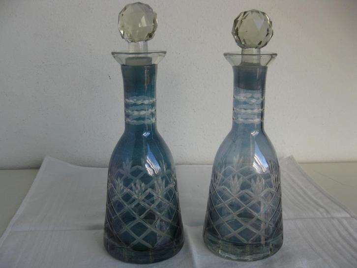 Stel blauw kristallen karafjes in prima staat., Antiek en Kunst, Antiek | Glas en Kristal, Ophalen