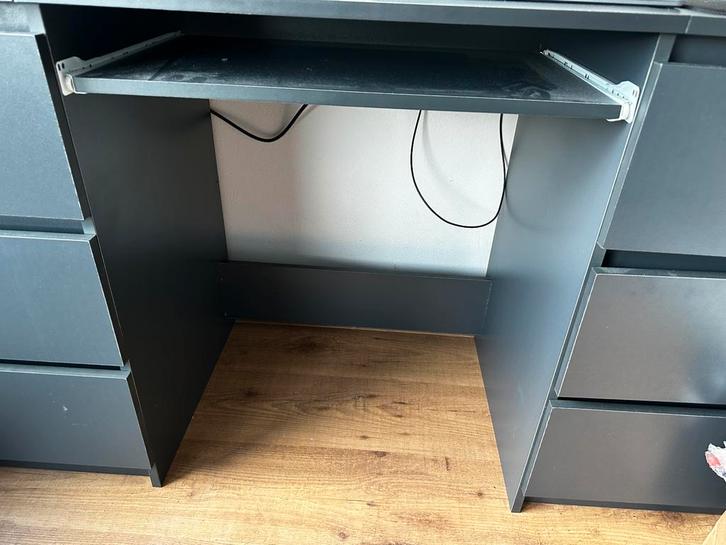 Bureau. Vandaag gratis afhalen, Huis en Inrichting, Bureaus, Gebruikt, Bureau, Ophalen