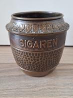 Oude sigaren pot, Verzamelen, Rookartikelen, Aanstekers en Luciferdoosjes, Ophalen of Verzenden, Gebruikt, Tabaksdoos of Verpakking