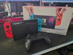 Nintendo switch met doos en toebehoren, Spelcomputers en Games, Spelcomputers | Nintendo Switch, Ophalen of Verzenden, Gebruikt