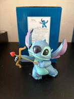 Disney Stitch Showcase collection beeld, Valentines Stitch, Verzamelen, Disney, Ophalen of Verzenden, Overige figuren, Zo goed als nieuw