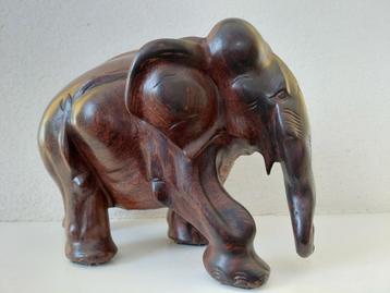 Palissanderhouten Olifant - mooie details, fijn handwerk beschikbaar voor biedingen