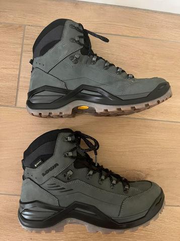 Lowa Renegade EVO gtx mid * nieuw * maat 43 1/2 beschikbaar voor biedingen