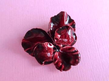 jwg Vintage 50s viooltje bloem broche wijnrood rood koper beschikbaar voor biedingen