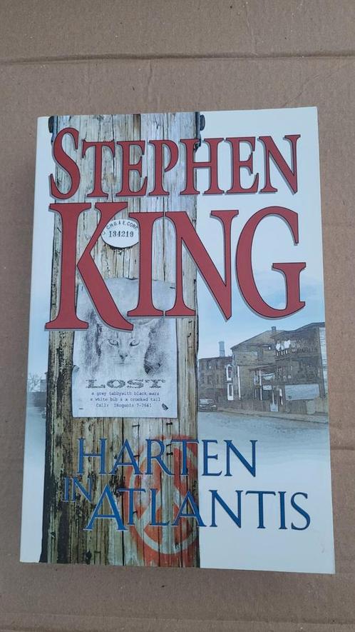 Stephen King - Harten in Atlantis, Boeken, Romans, Gelezen, Nederland, Ophalen of Verzenden