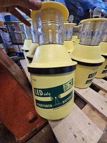 OBSTAKEL-/SCHEEPVAARTLAMP VUURTOREN LED beschikbaar voor biedingen