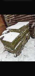 Gratis op te halen: Grindtegels 40x60, ca. 35m2, Tuin en Terras, Grind, Keien en Split, Overige materialen, Gebruikt, Ophalen of Verzenden