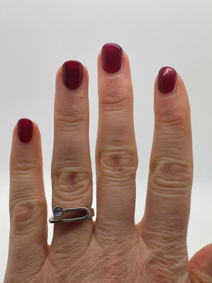 A908 Prachtige zilveren opaal ring (verstelbaar), Sieraden, Tassen en Uiterlijk, Antieke sieraden, Ring, Zilver, Met edelsteen