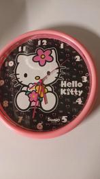 Hello Kitty Klok - Leuke Kinderkamer Decoratie, Ophalen of Verzenden, Gebruikt, Analoog, Wandklok